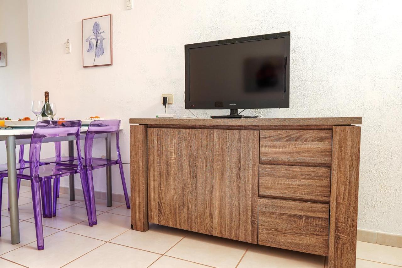 Nice 2 Bedroom Flat With Big Pools And Big Terrace Parque Don Jose, 313 Costa Del Silencio Bagian luar foto